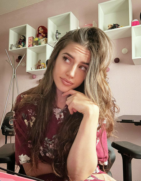 Alicewill onlyfans ass