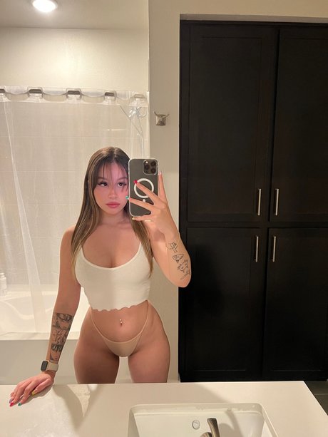 Jilikat onlyfans explicit content