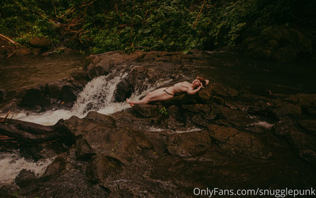 Snugglepunk naked only fans