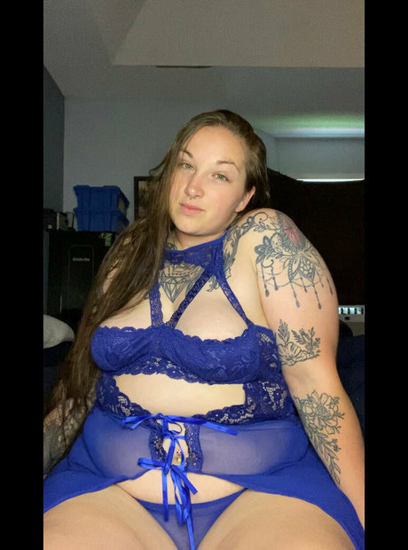 Whooty2166 onlyfans model