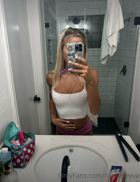 Noelle Leyva leaks only fans