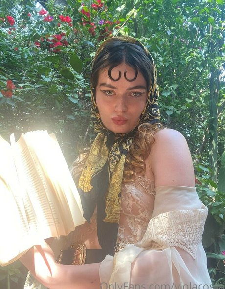 floraauclair onlyfans xxx