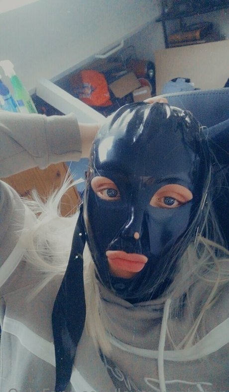 lcumdumbster onlyfans strip