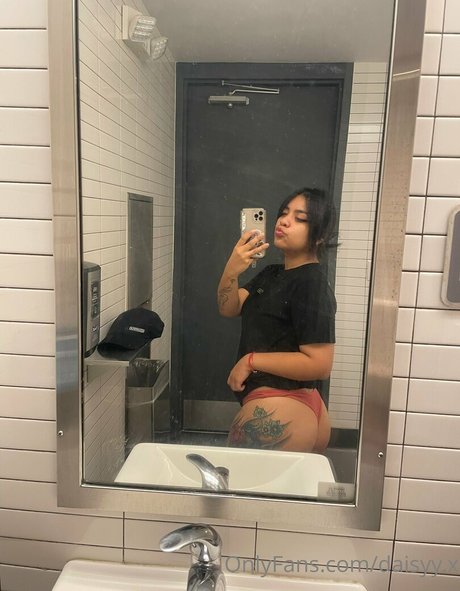 Daisyy x onlyfans porn nude