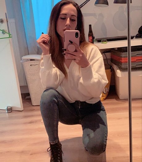 Aphroditeinink onlyfans creator