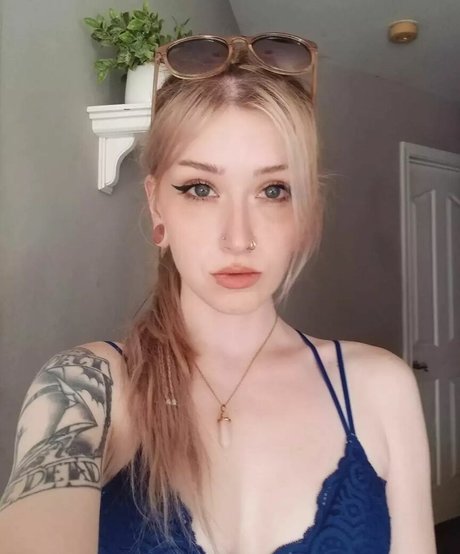 Christa Panek onlyfans topless