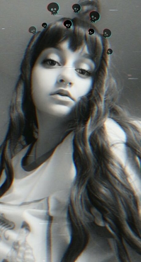 naomistarr only fans review