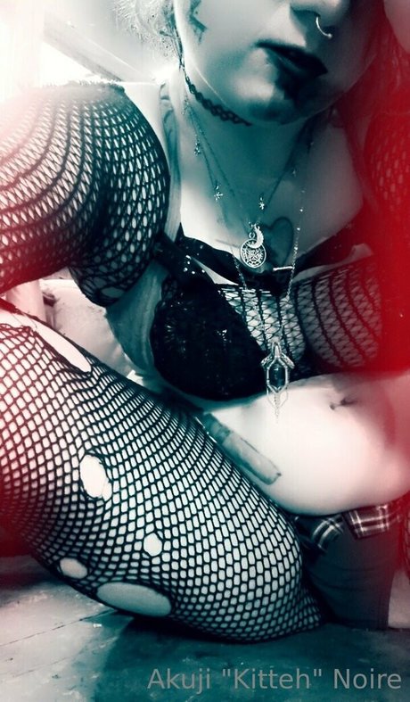 beauty asian onlyfans perfect print