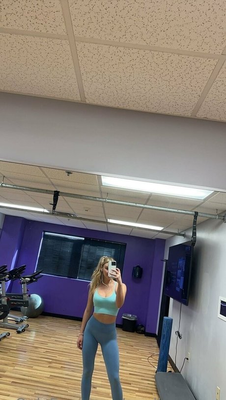 noelleeexoxo onlyfans naked leaked