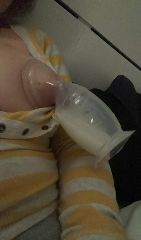 mamamilkmaiden onlyfans nudes leaked