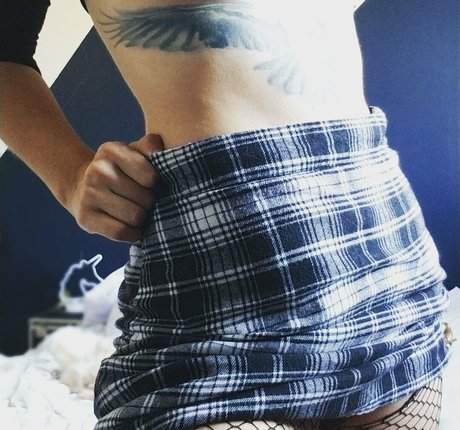 xoklautease onlyfans post