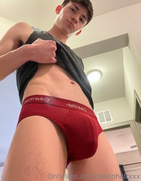 devinholtxxx onlyfans leak ass