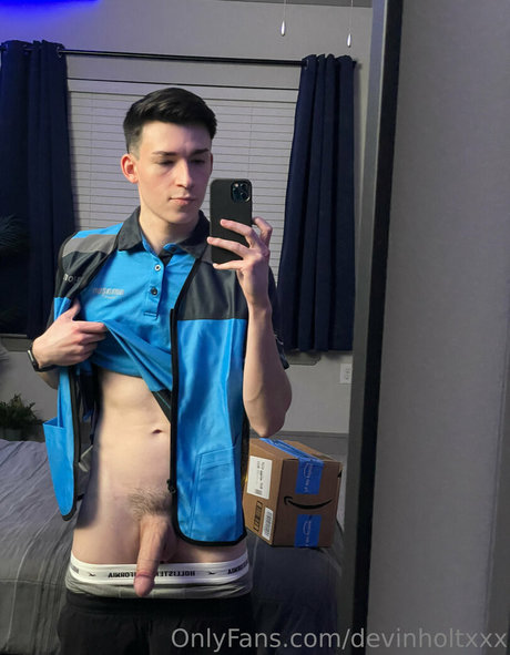 devinholtxxx onlyfans pic