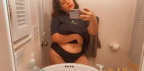 just peachpievip nudes only fans