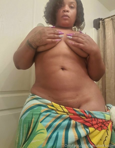 thenakedhustler onlyfans model