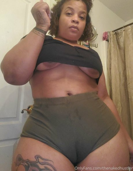 thenakedhustler only fans nudes
