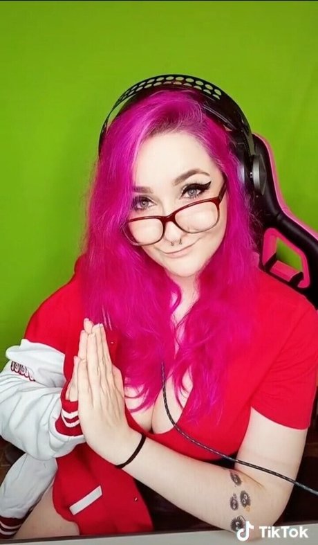 wzuia onlyfans leaked photos