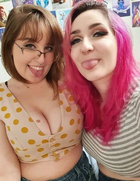 wzuia onlyfans leaked nudes