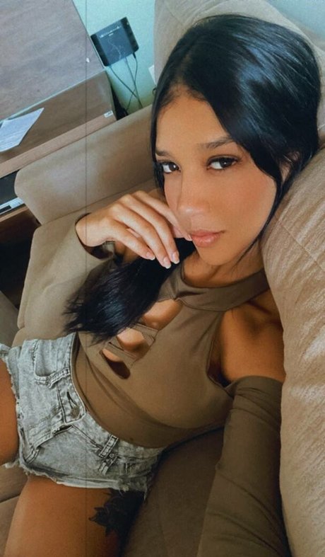 Carla Figueira onlyfans naked leak