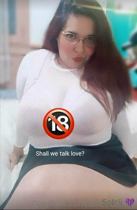 dolcecamila onlyfans picture