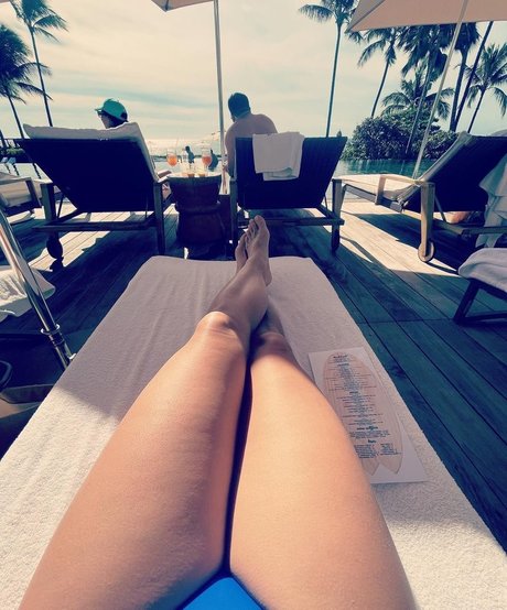 Spencer Grammer onlyfans tits