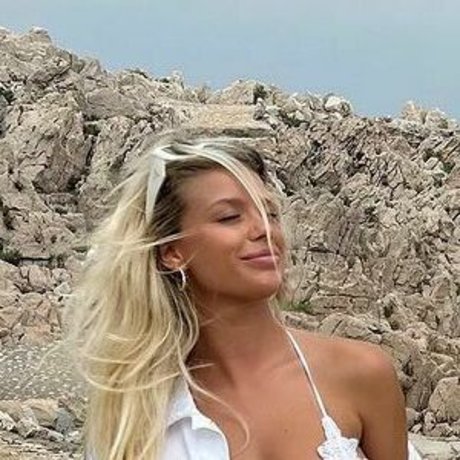 Kaylyn Slevin onlyfans desnuda