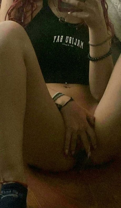 Cutebunnyred onlyfans nude