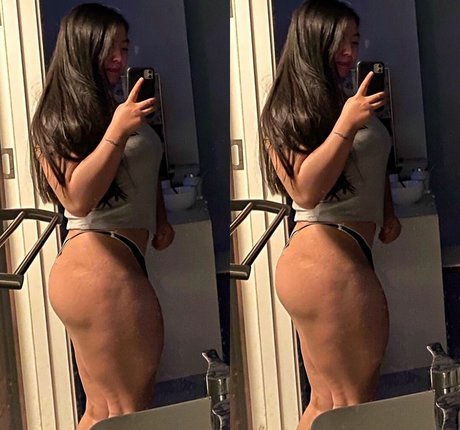 facesitting onlyfans sex image