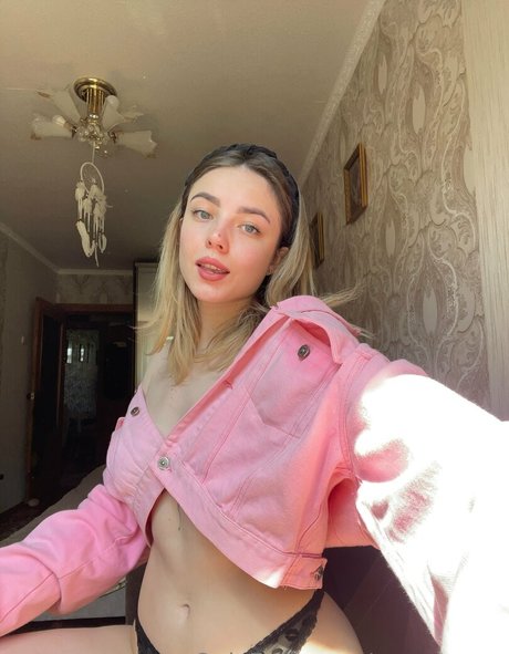 annamyaw onlyfans model