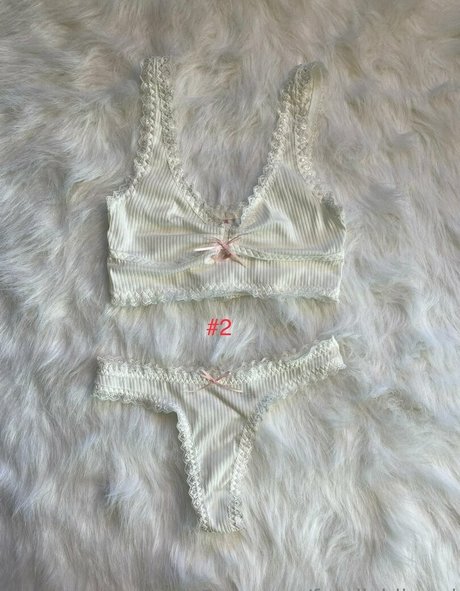 ebony lesbian onlyfans hot image