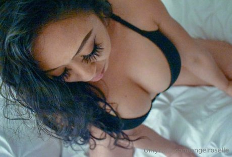 angelroselle onlyfans picture
