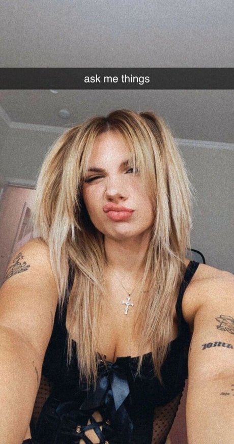 Baileyspinn onlyfans naked