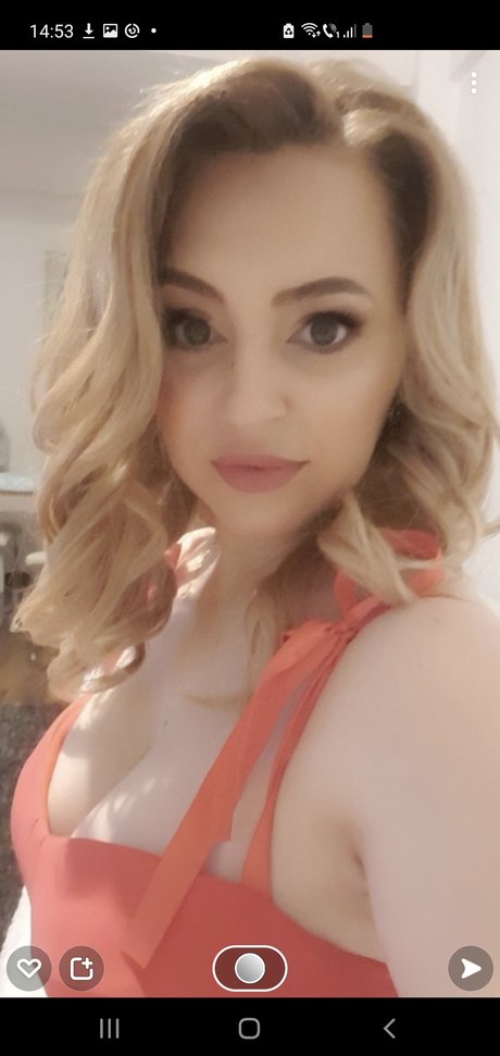 Alina Elena xxx only fans