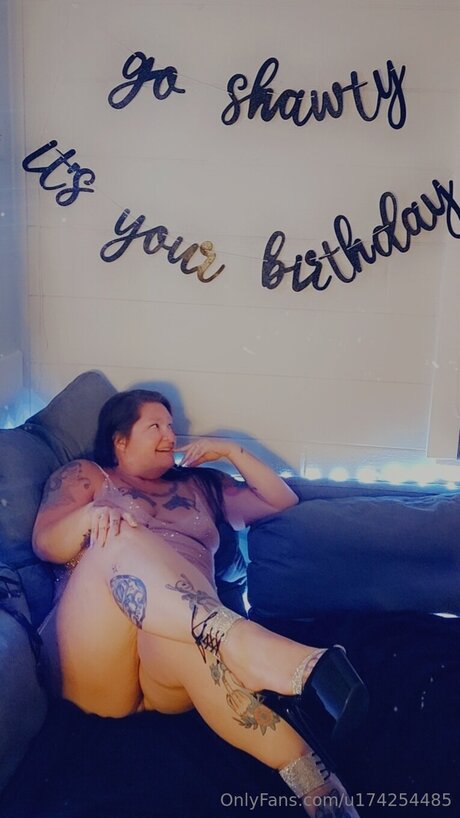 CurvyPeach onlyfans x