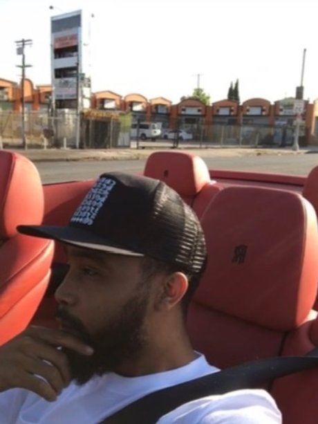 Sinatra onlyfans pics nude