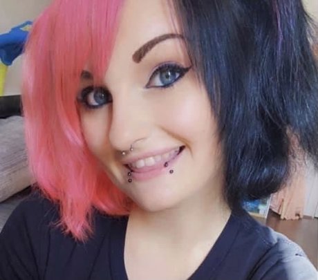 xLittleNickyx onlyfans porn free