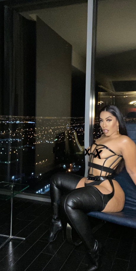 adrianna diossi boobs onlyfans