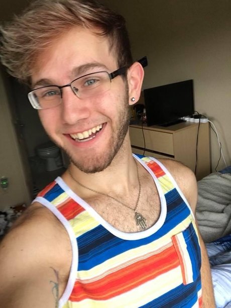 Ludrasil onlyfans nude content