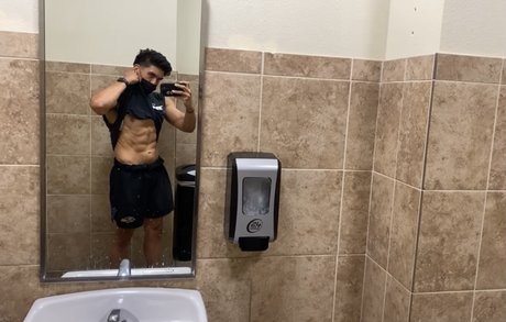 Patricio Riley onlyfans strip