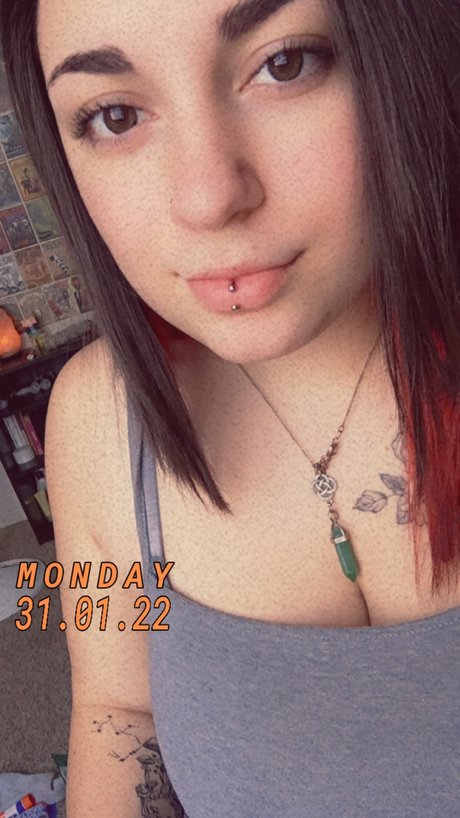 HanahBaby onlyfans content