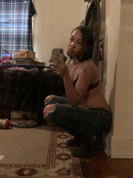 Sexiredluv onlyfans public photos