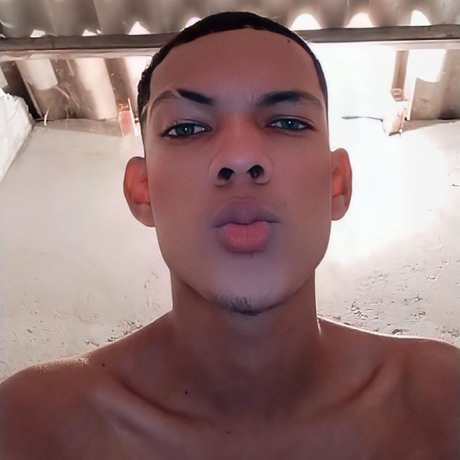 darwin daniel onlyfans desnuda