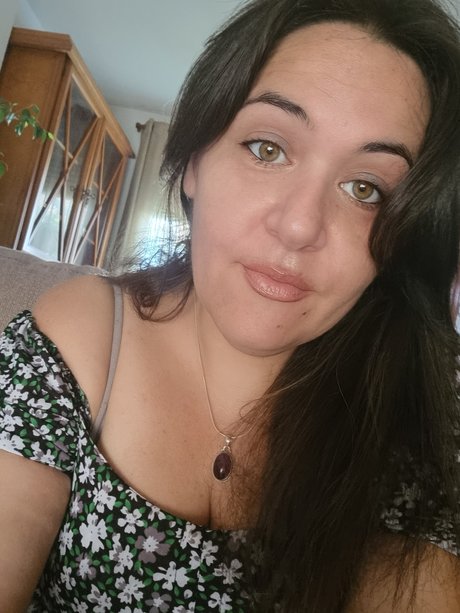 Daviniavilla onlyfans leaj