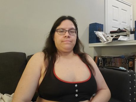 Whitewolflady onlyfans leaks.