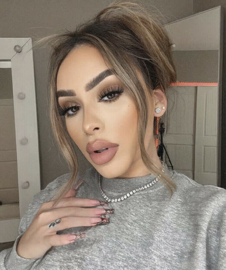 Rayleen Vega onlyfans strip tease