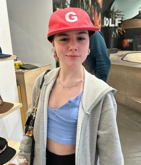 Julia Antonelli onlyfans leak