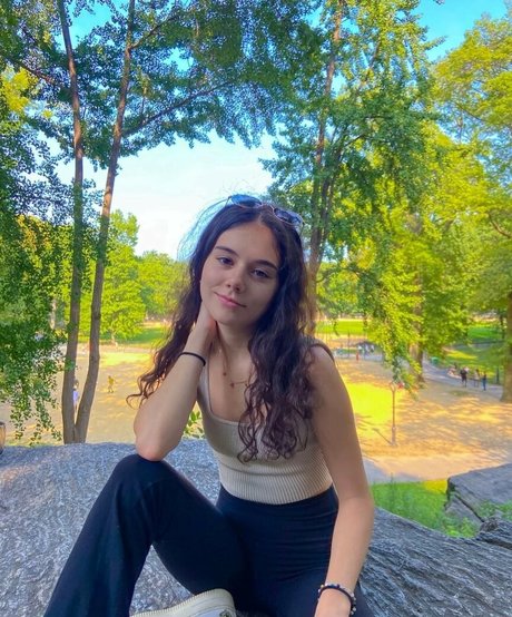 Julia Antonelli onlyfans sex