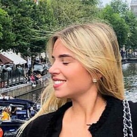 sabrinasedlatschek onlyfans fotos