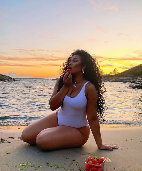 amielatisha naked onlyfans