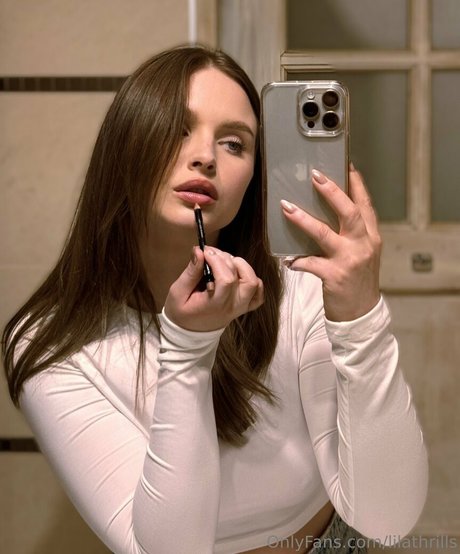 lilathrills onlyfans star